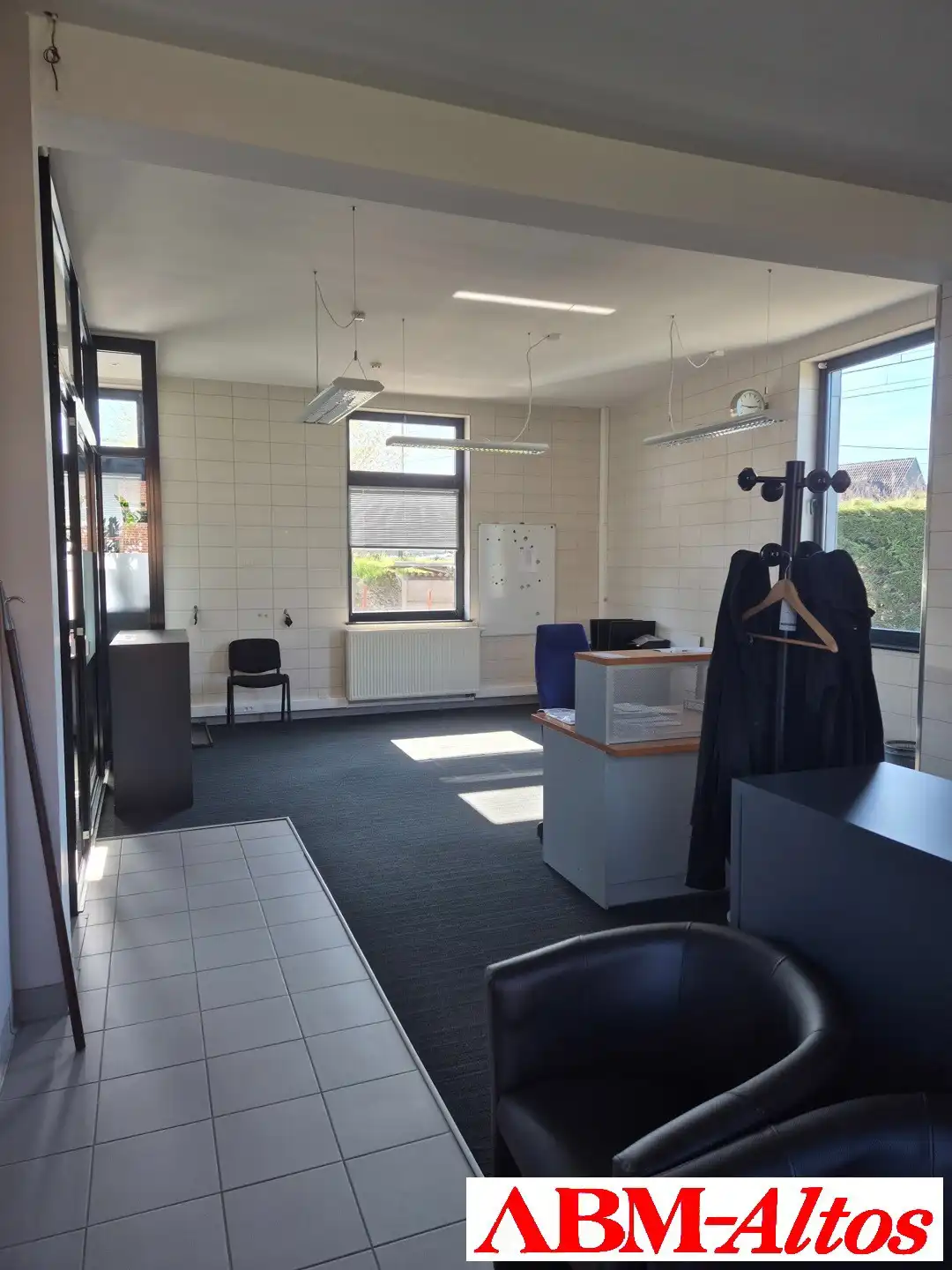 Kantoorgebouw van ca 340m2  te koop foto 7