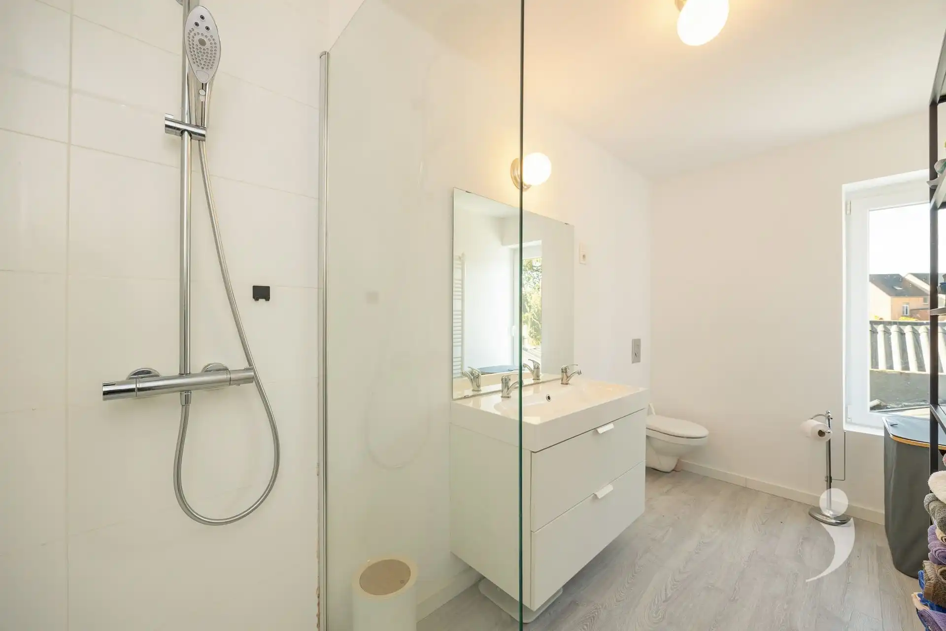 Gerenoveerde HOB op uitstekende locatie foto 16