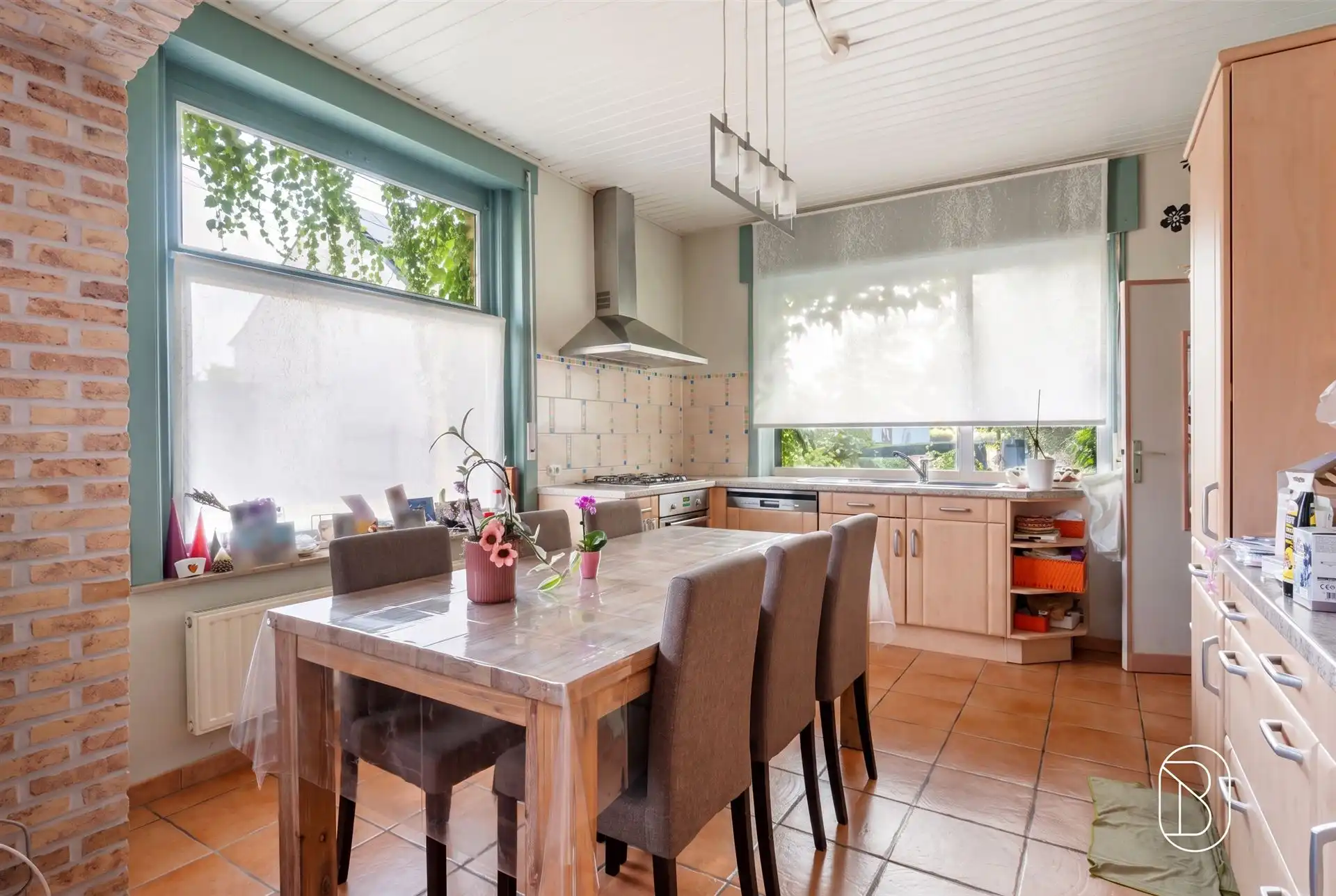 Charmante woning, met 2 slaapkamers in Froyennes foto 9
