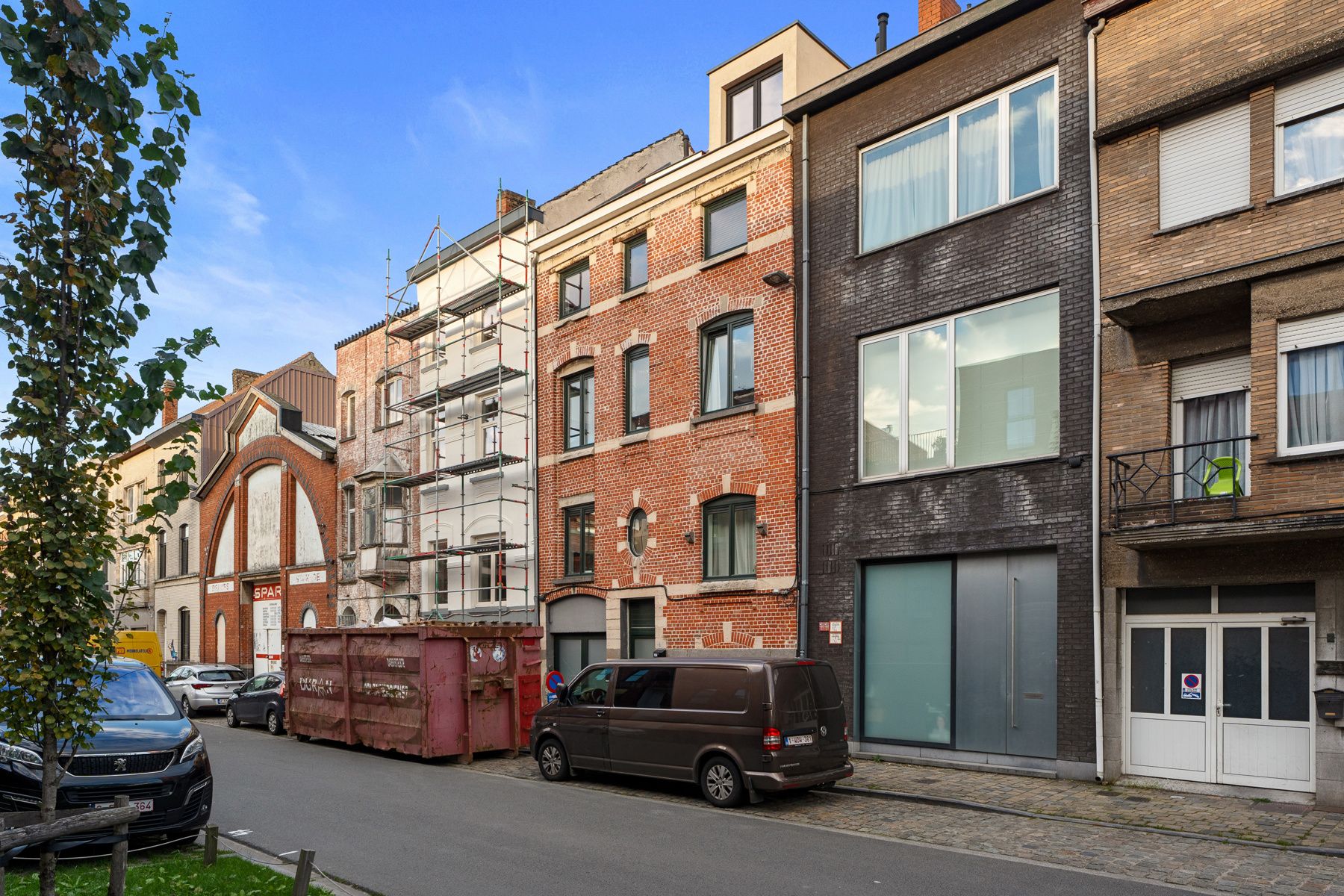 Stijlvol vernieuwd appartement met stadstuin in hartje Gent foto 16