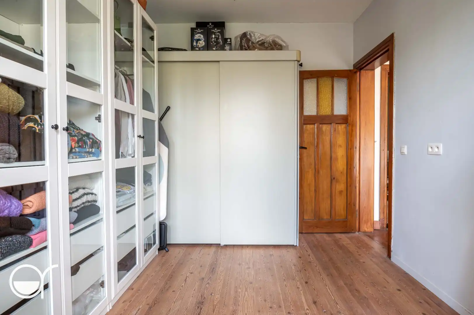 Statige woning met grote tuin vlakbij station Gent-Sint-Pieters foto 17