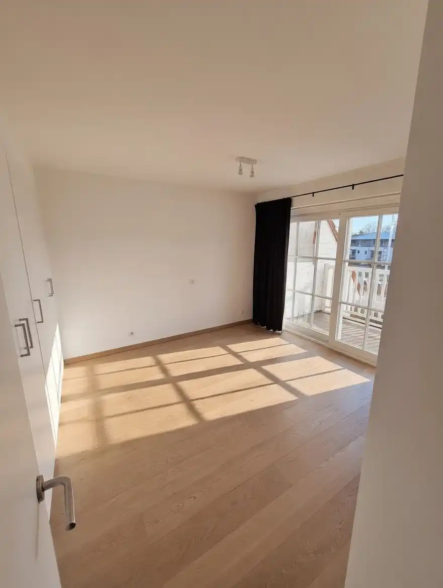 Uiterst ruim en luxueus appartement 130m² nabij het centrum van Waregem foto 10
