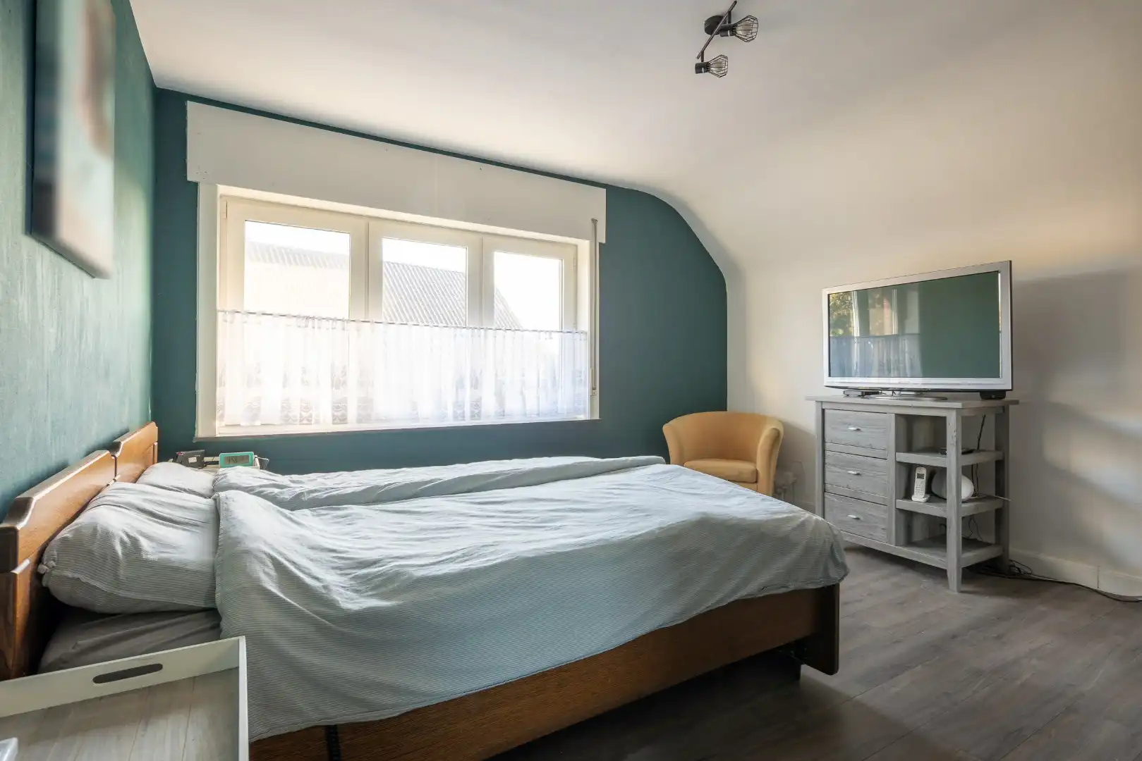 IN OPTIE - - - Vrijstaande woning met prachtige groene ligging te koop! foto 15