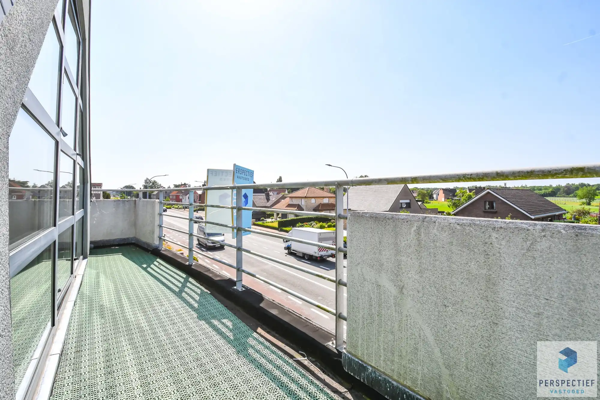 Goed gelegen appartement met 2 slpk - 2 terrassen & autostaanplaats foto 10
