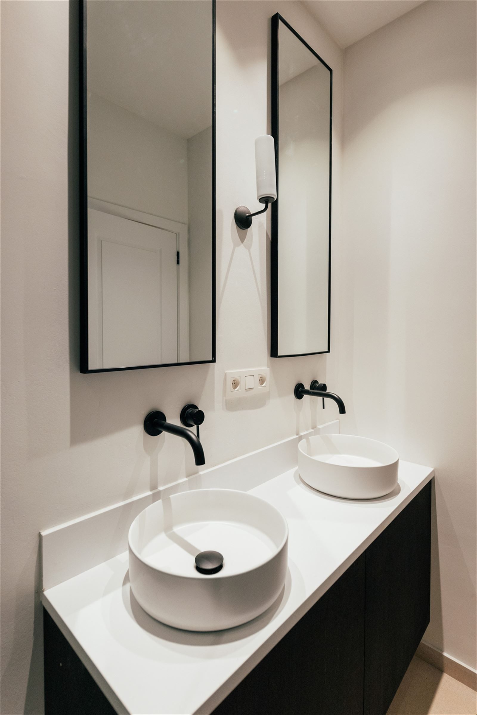 PULHOF: hoogstaand afgwerkt 1 slpk appt. met dak terras  foto 9