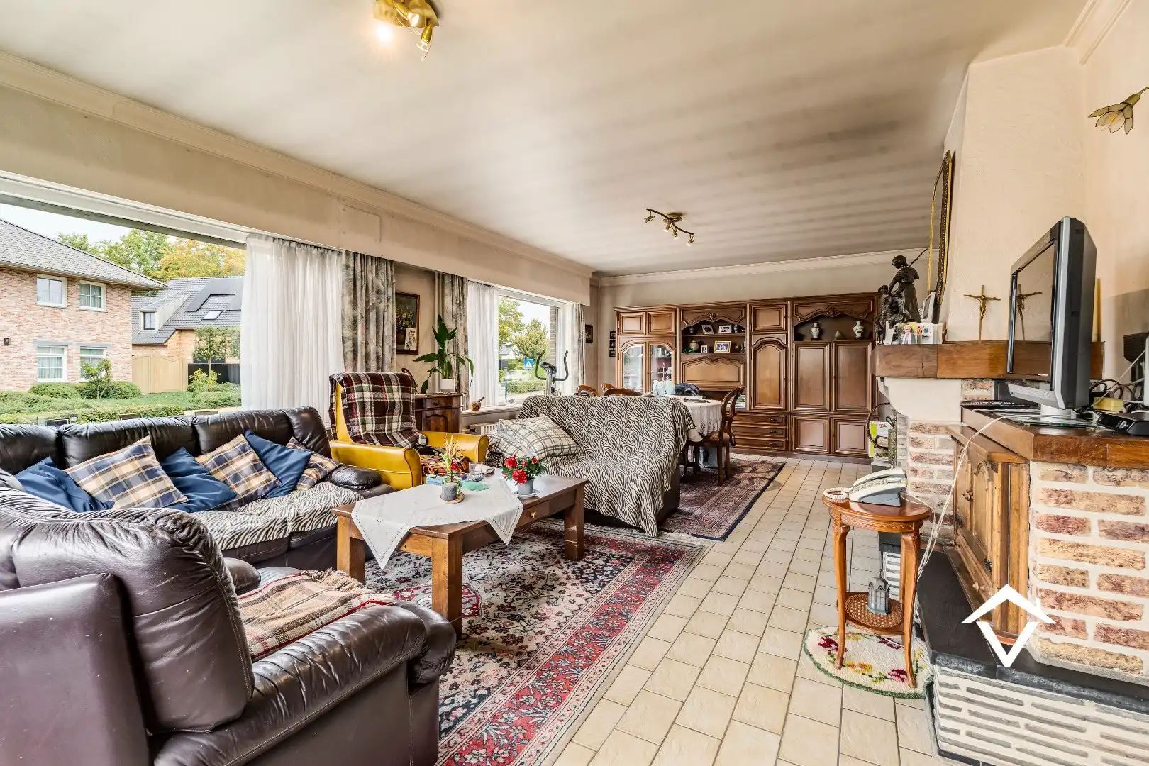 Alleenstaande woning met zuidgerichte tuin, garage en 4 slaapkamers te Ichtegem foto 5
