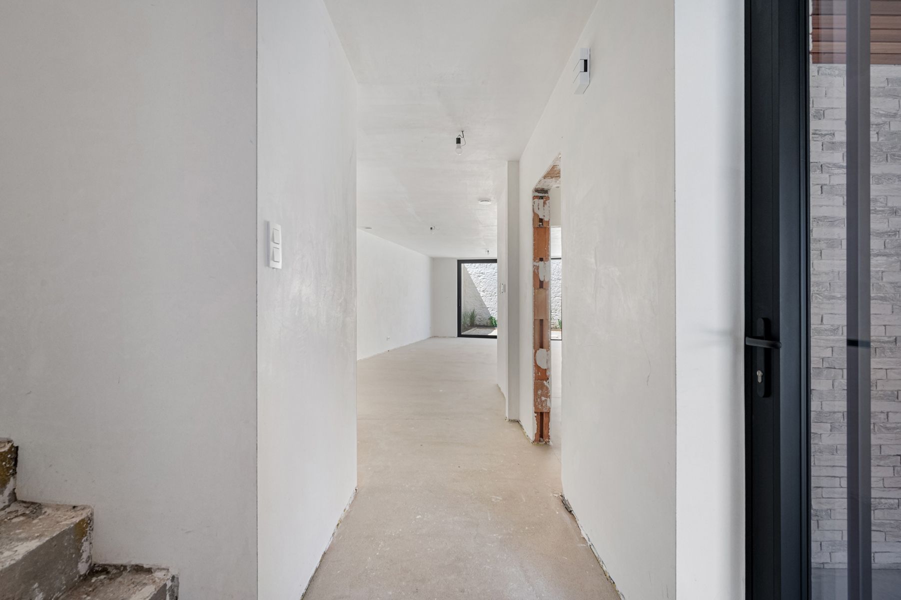 Unieke kans: Volledig nieuw opgebouwde woning te koop foto 8