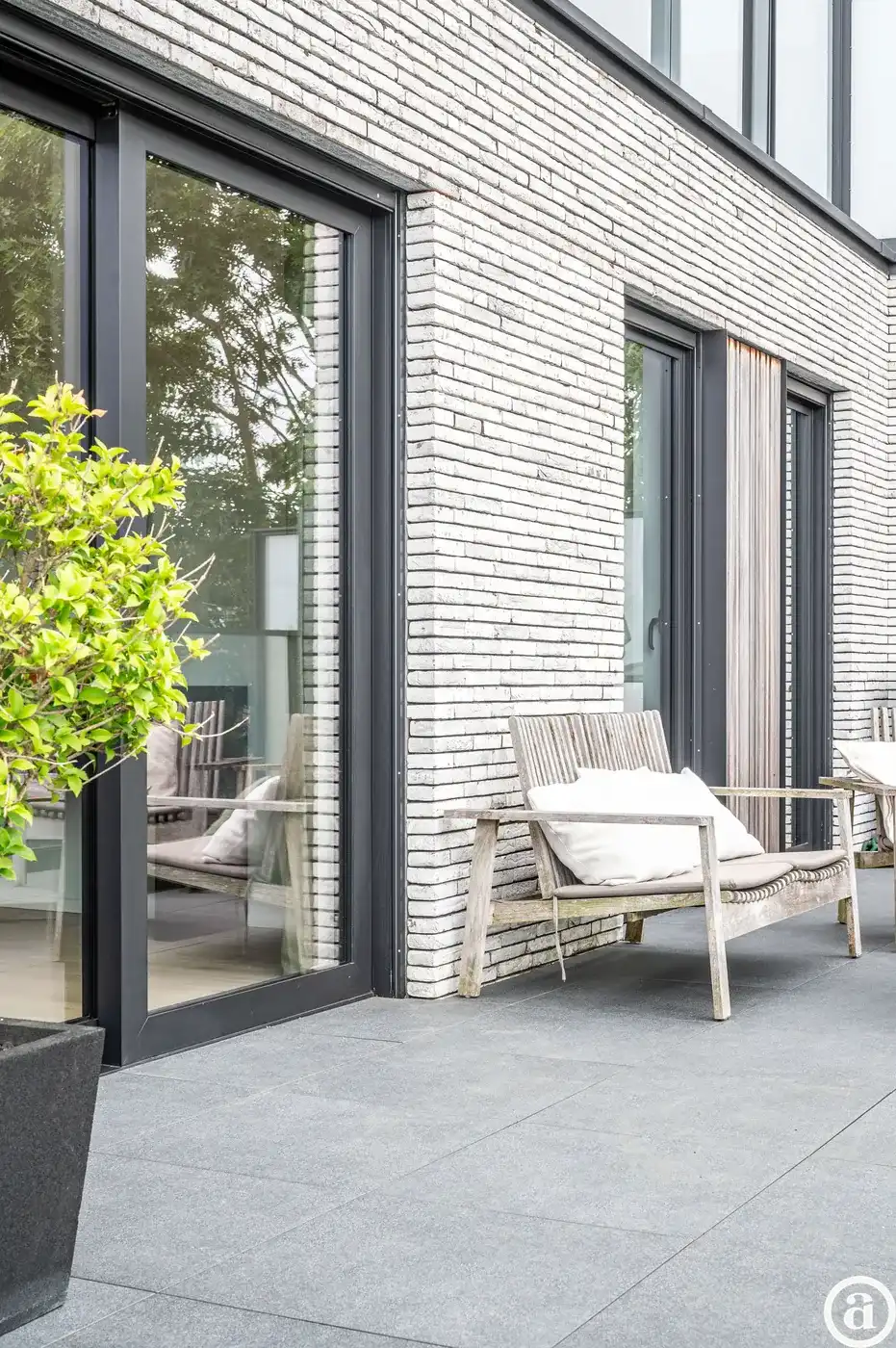 Recent appartement met groot terras, centrum Waregem [Stationsstraat]. foto 15