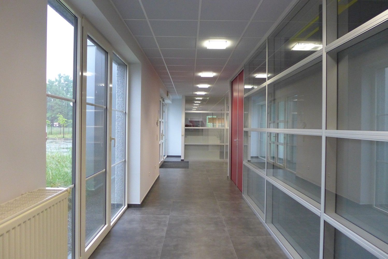 Bedrijfsgebouw +/- 1.397m² foto 9