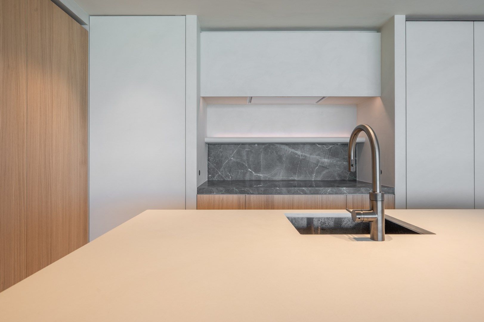 Luxueus appartement met frontaal zeezicht in het Zoute Knokke foto 11