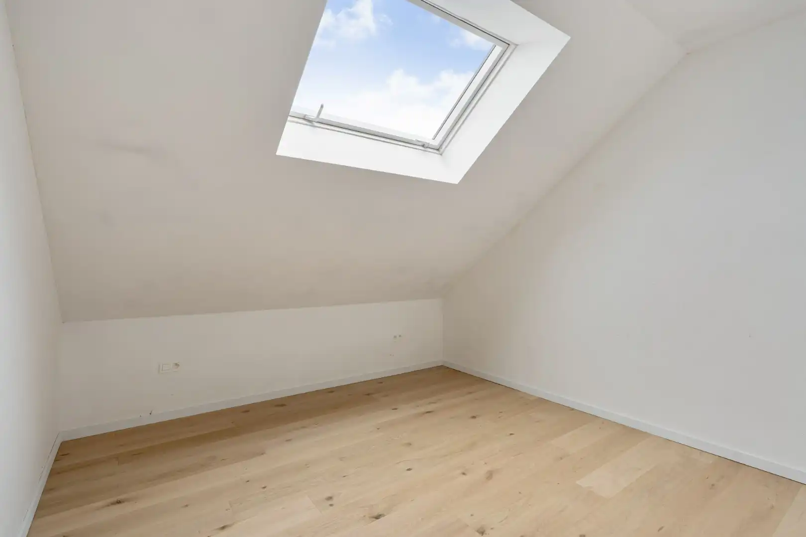 Exclusieve woning in volledig heropgebouwde hoeve op een perceel van 4a60ca!  foto 25