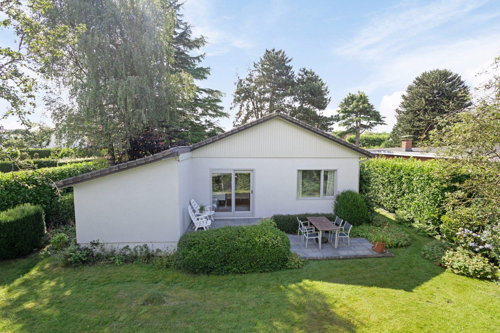 Moderne bungalow in het groen met twee slaapkamers foto 27