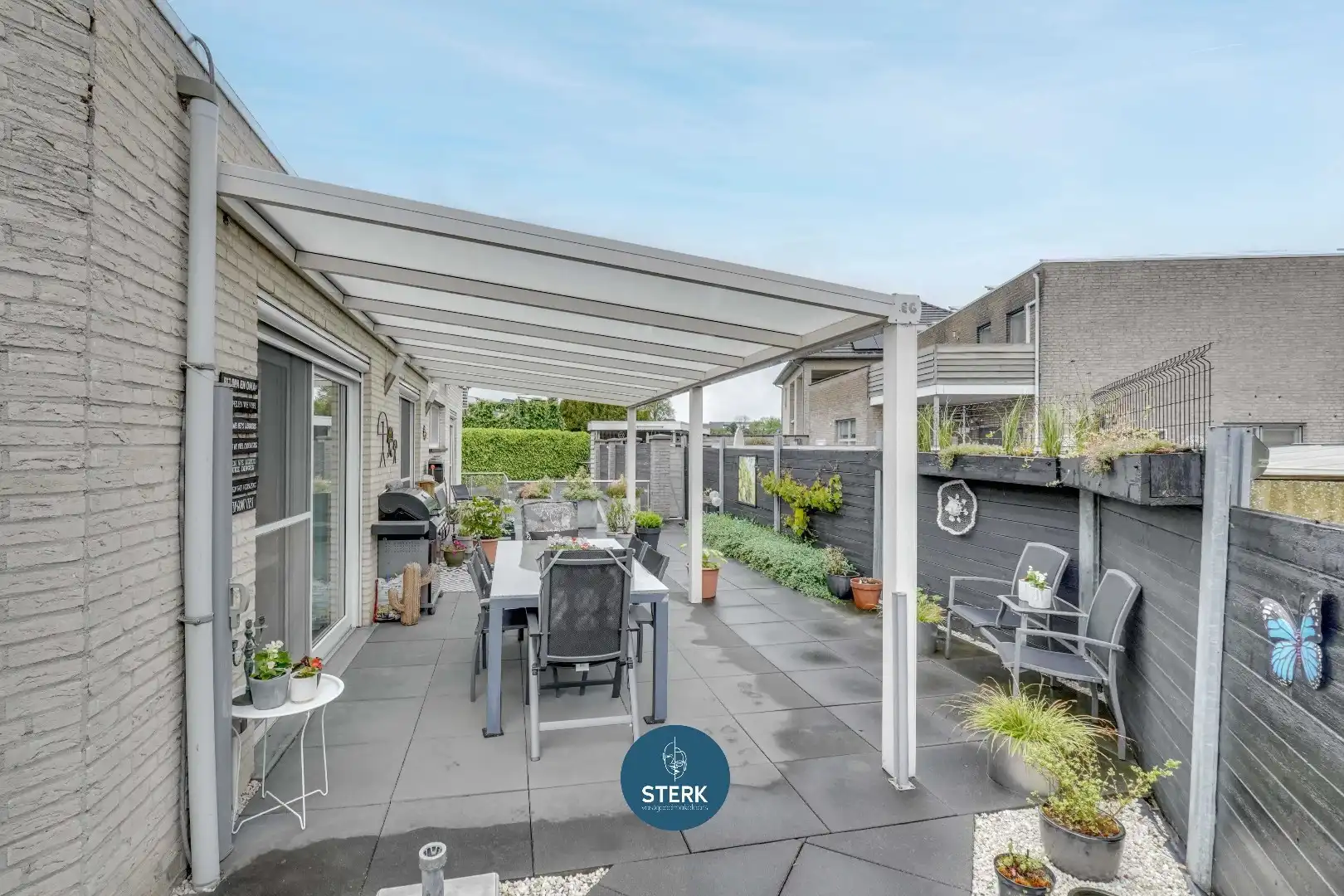 GELIJKVLOERSE WONING MET EPC LABEL A OP EEN RUSTIGE LOCATIE NABIJ MAASTRICHT !  foto 24