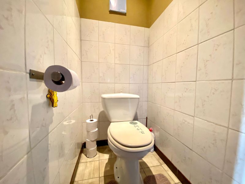 LICHTRIJK EENSLAAPKAMERAPPARTEMENT TE ZELZATE foto 6
