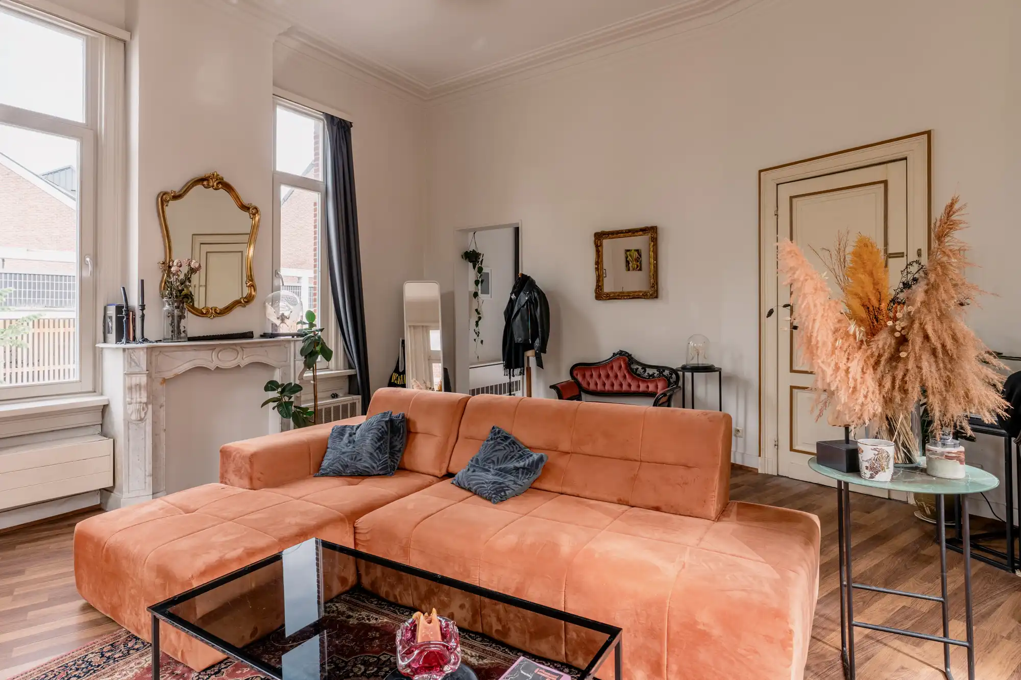 Eclectisch appartement in opvallend hoekgebouw ‘Den Wolf’ op Zurenborg. foto 7