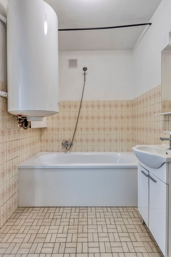 APPARTEMENT MET 3 SLAAPKAMERS, GARAGE EN GROENE RUST NABIJ HET CENTRUM VAN DIEST! foto 12
