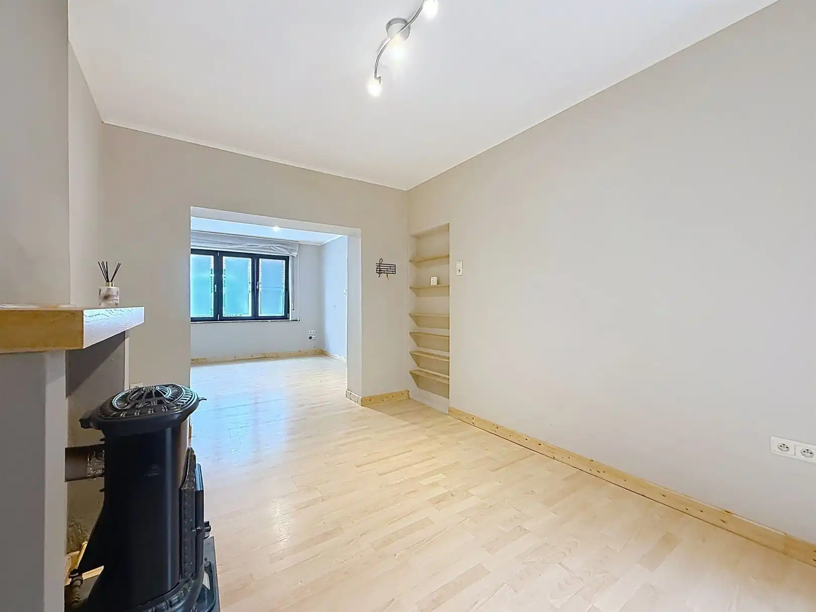 Leuke starterswoning/investeringspand, 2 slpks + zolder foto 24
