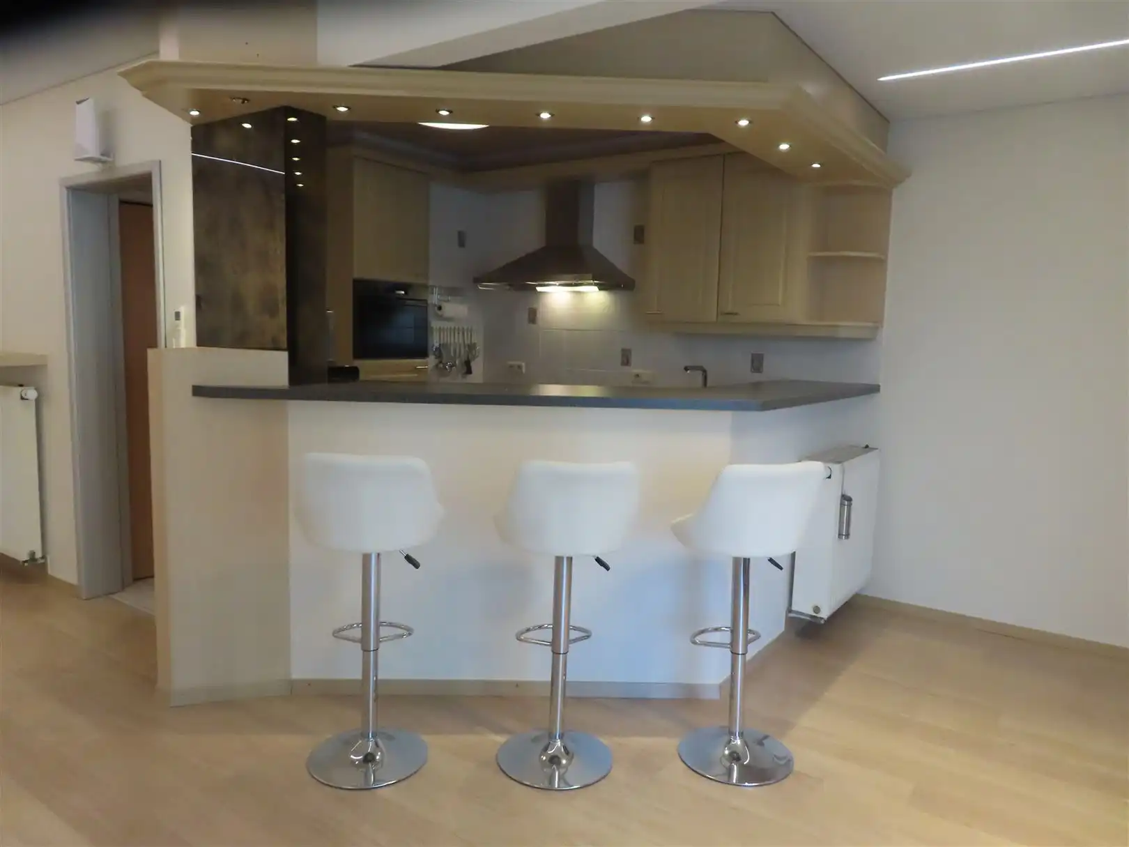 Energiezuinig appartement met terras, airco & garagebox! foto 2