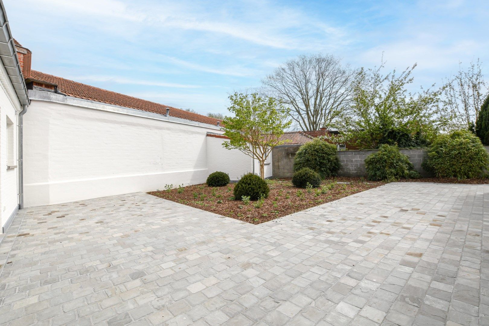 Prachtige gerenoveerde villa in het hart van Lissewege – wonen in stijl en comfort! foto 35