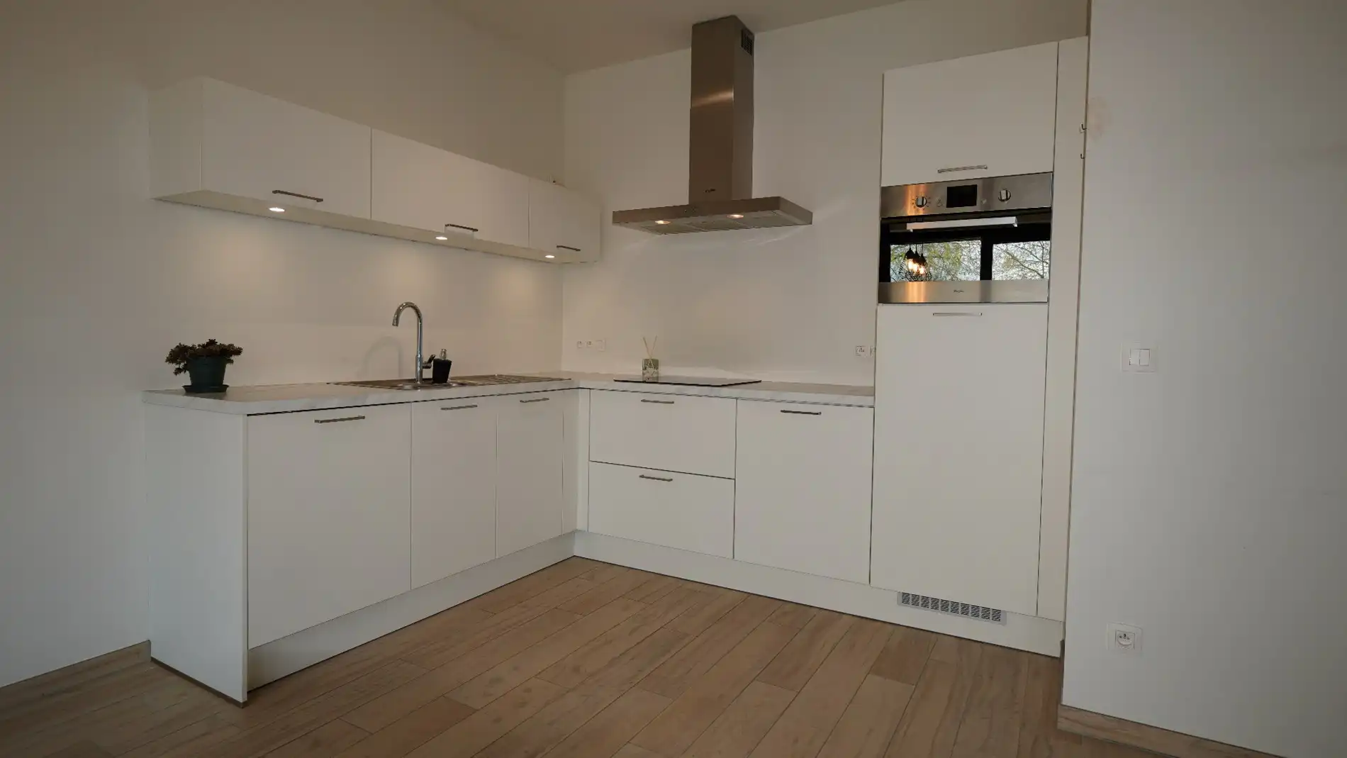 Instapklaar appartement met 2 slaapkamers in Lokeren foto 5