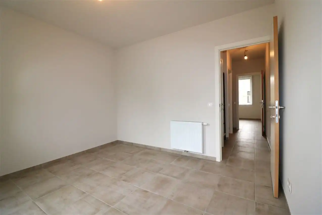 Gelijkvloers appartement, 2 slpk., autostaanplaats foto 23