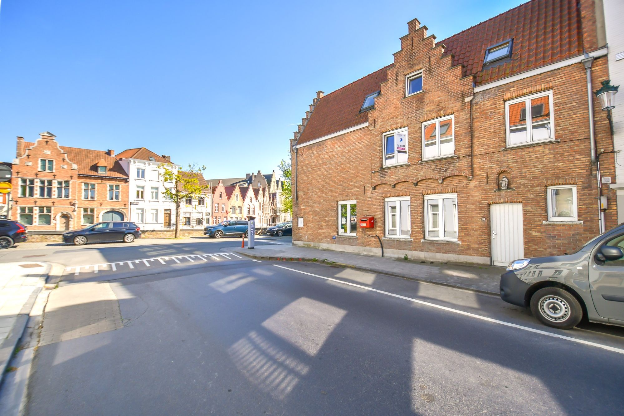 HANDELSWONING OP MOOIE LIGGING foto 3