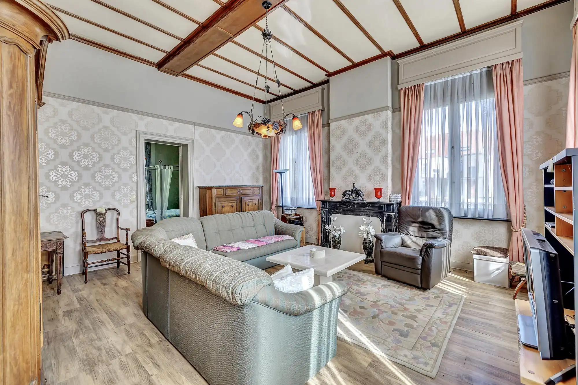 Imposante herenwoning met diverse mogelijkheden foto 23