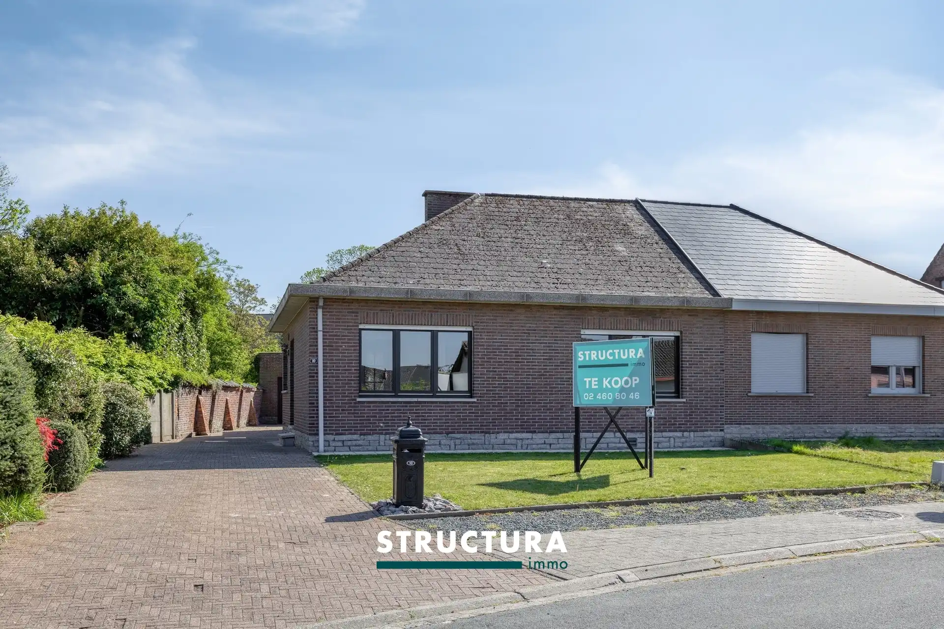 Gelijkvloers wonen in alle rust met tuin foto {{pictureIndex}}