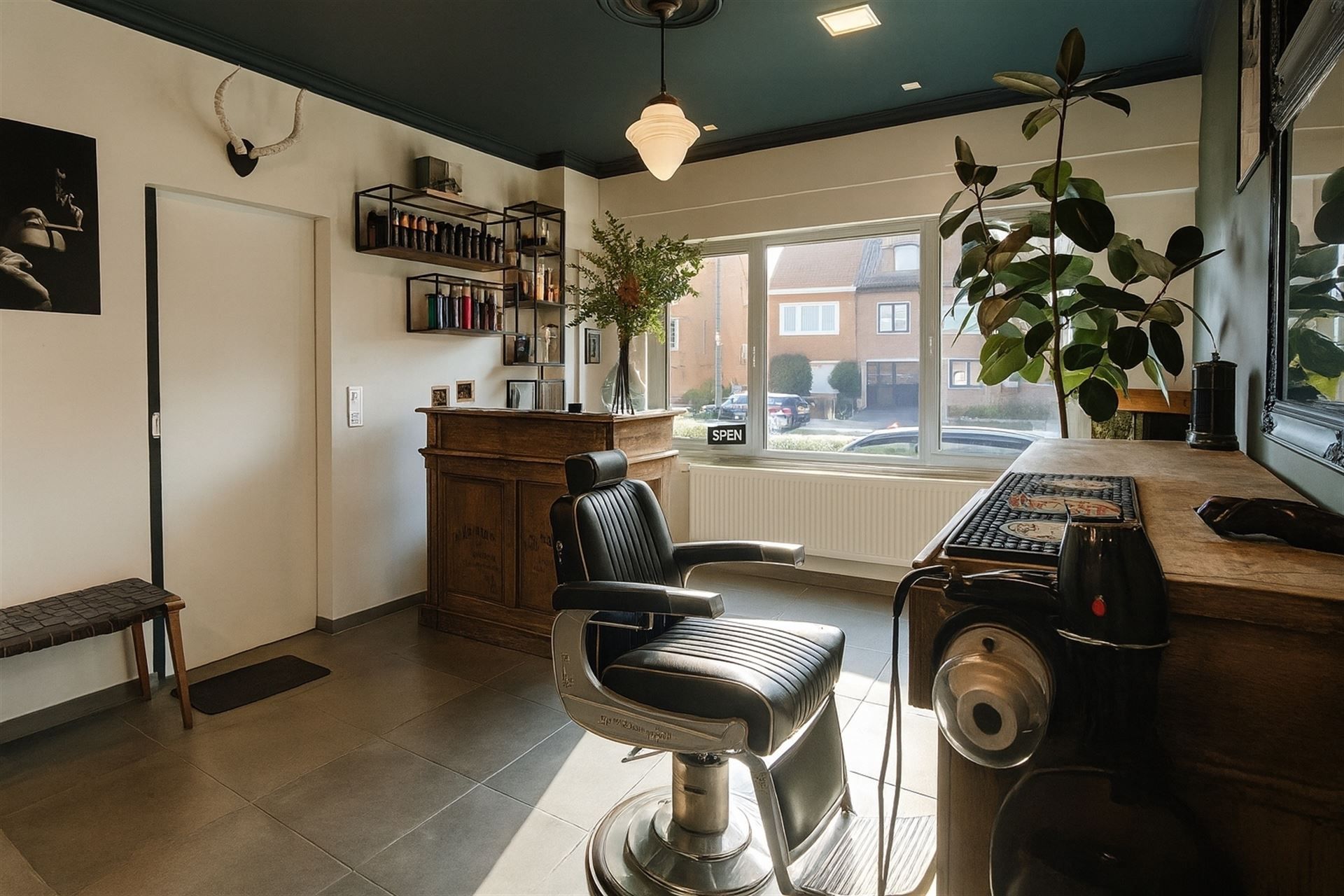 Unieke woonst met verborgen tuinoase foto 13