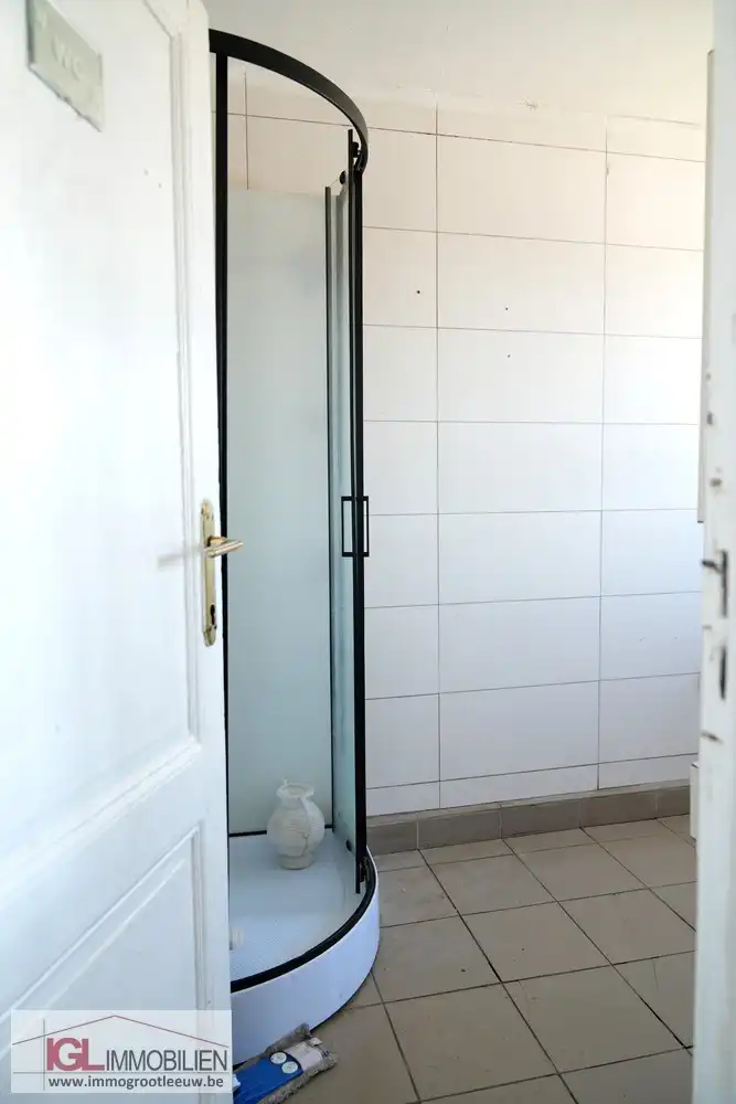 Opbrengsteigendom  met 4 appartementen te koop foto 40