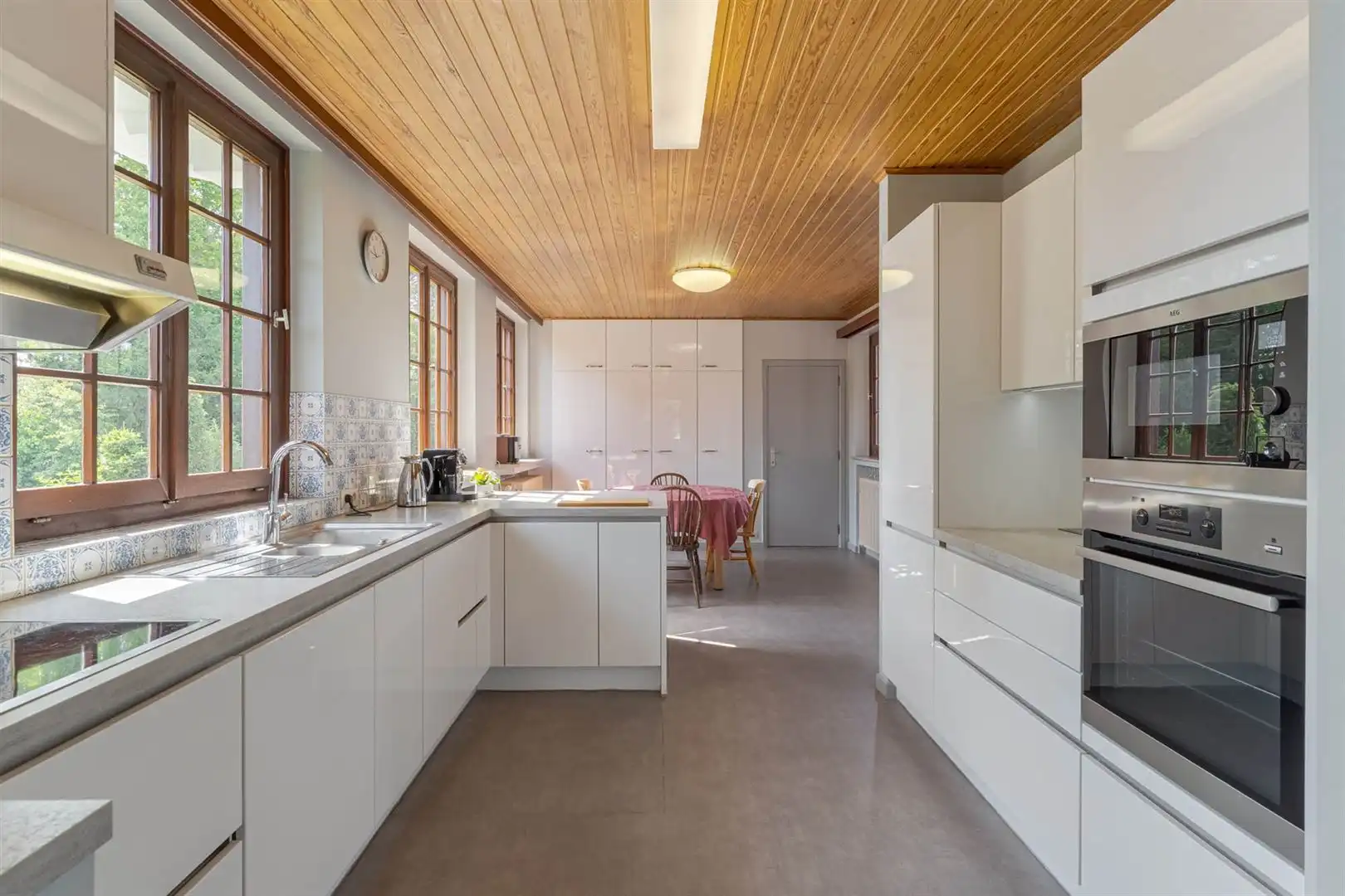 TE KOOP: Riante villa met praktijkruime te Dilsen-Stokkem! foto 14