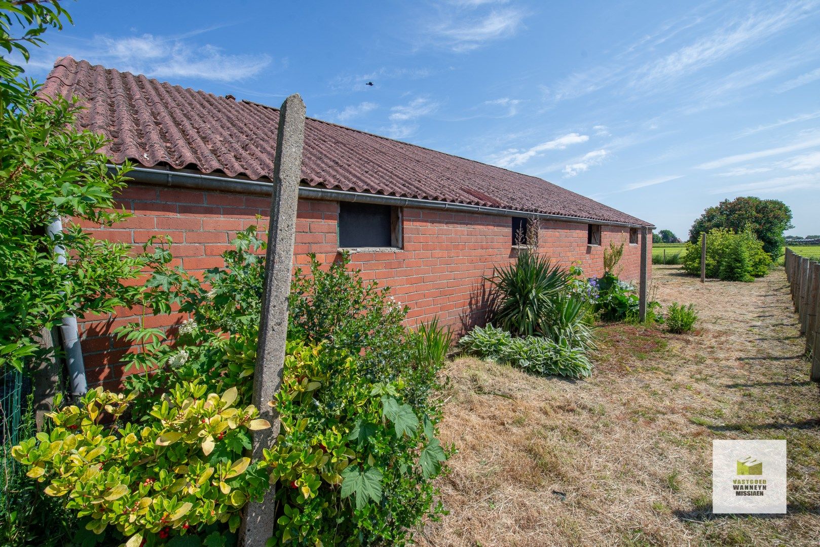 Te renoveren woning met landelijk vergezicht en bijgebouw op toplocatie te Wingene foto 24