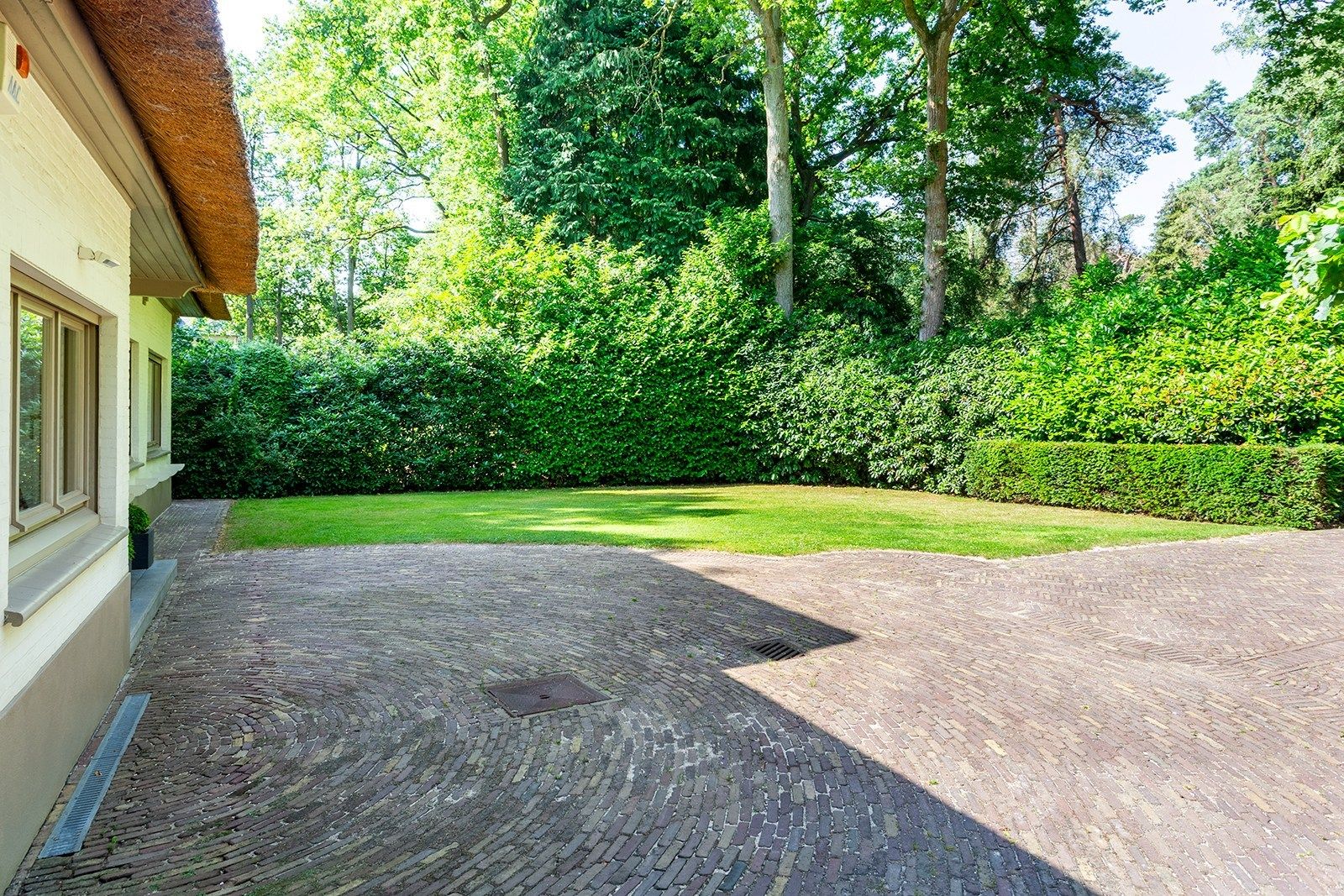 Charmante rietgedekte villa in bosrijke omgeving foto 5