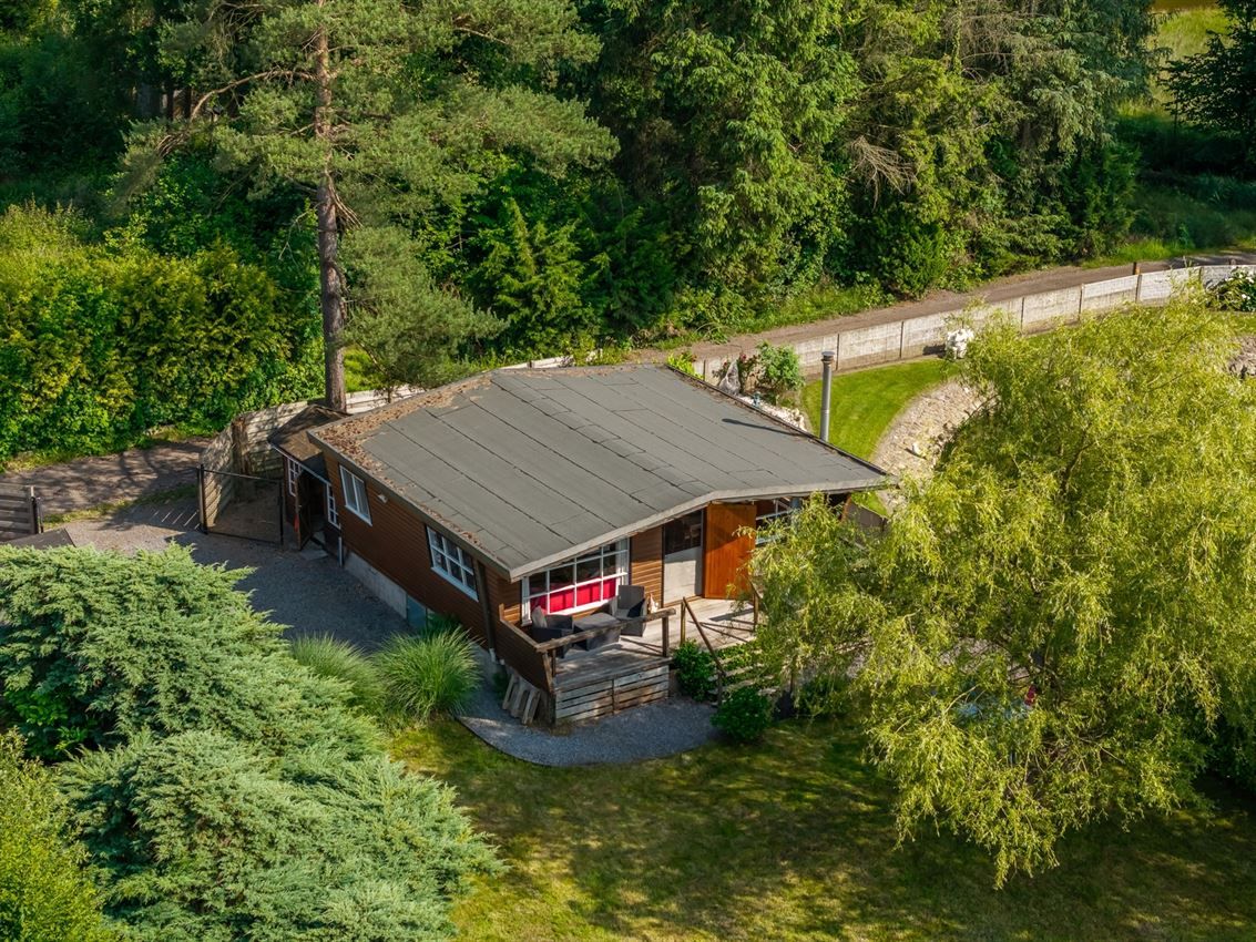 Knusse chalet op 15 are in bosrijk Herselt met vijver, terras en carport. Ideaal vakantieverblijf in het groen. foto 3