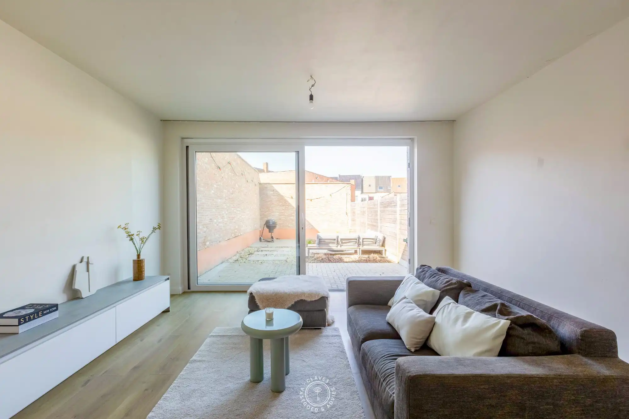 Zeer interessant en recent appartement met tuintje foto 6