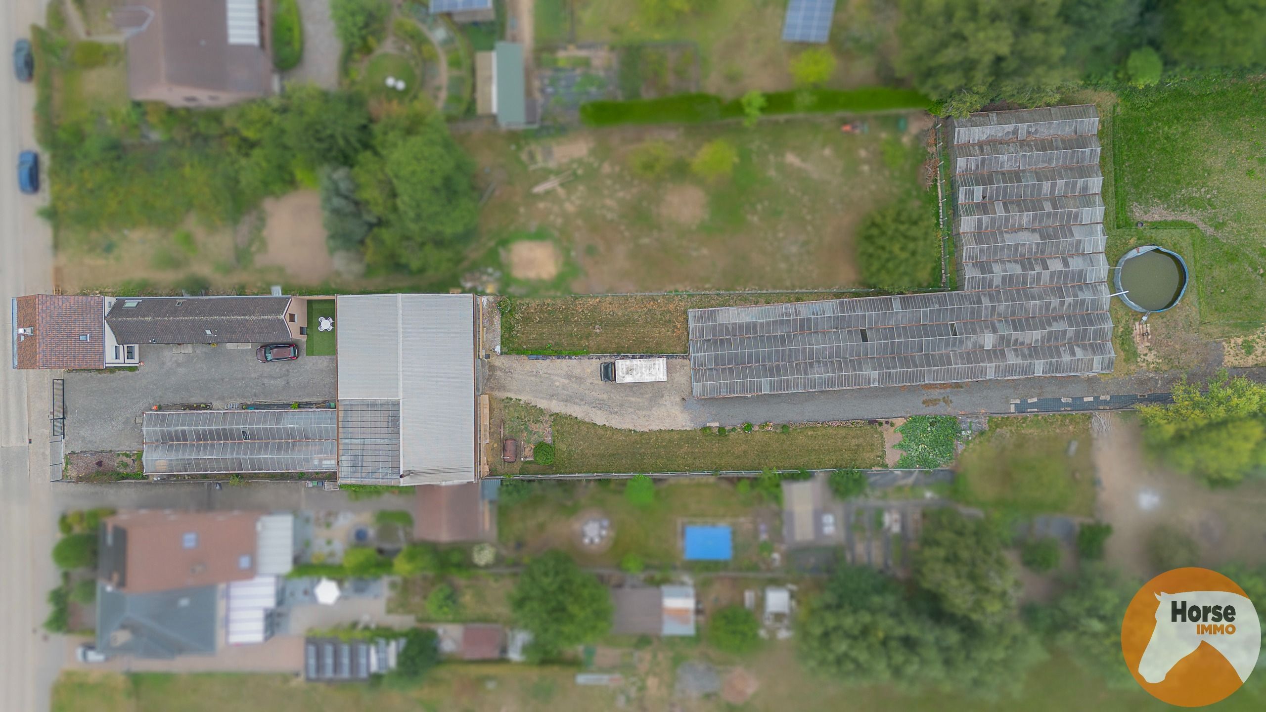 ERPE-MERE - Goed onderhouden woning met magazijn en serres foto 29