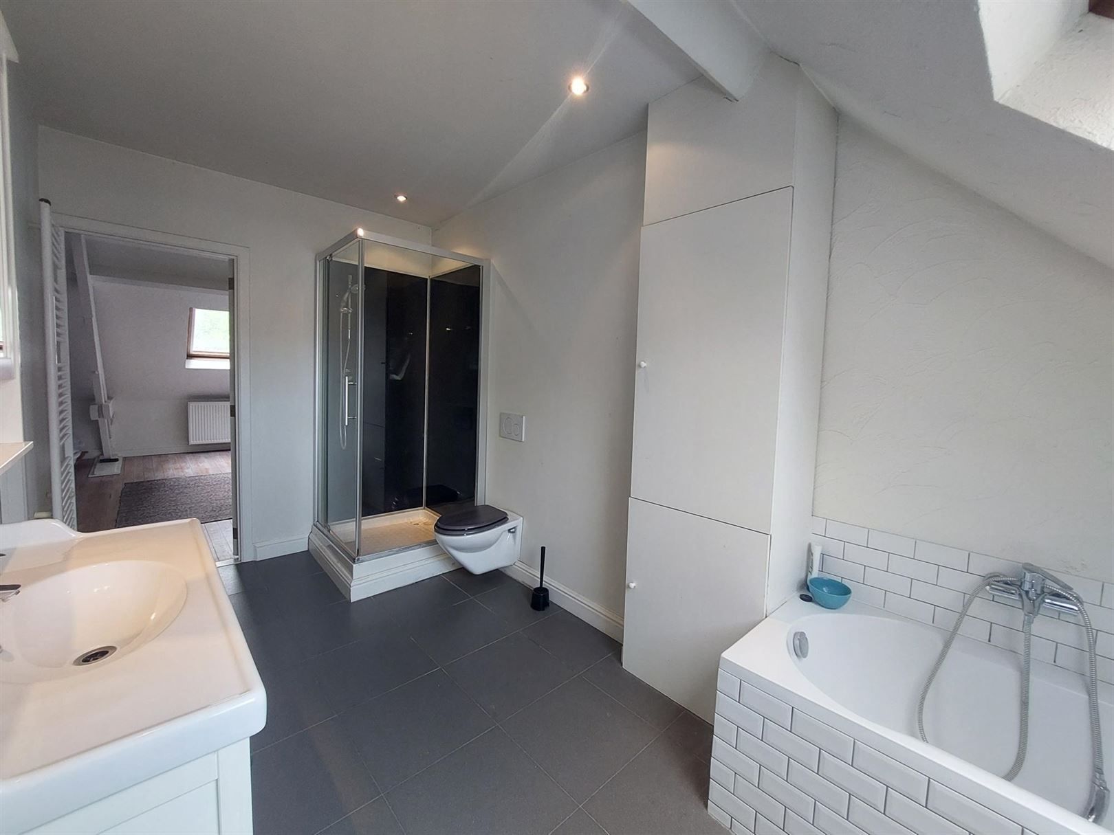 Duplex appartement in het centrum van Brasschaat. foto 9