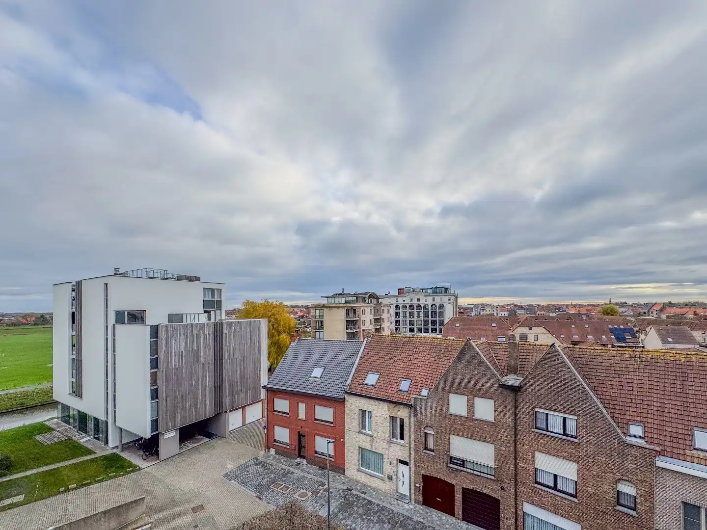 Ruim appartement met 2 slaapkamers en terras met prachtige vergezichten! foto 23