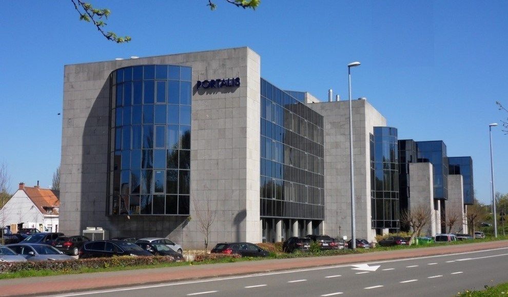 Burelen te huur in kantorencomplex Portalis aan E40 in Gent foto 2