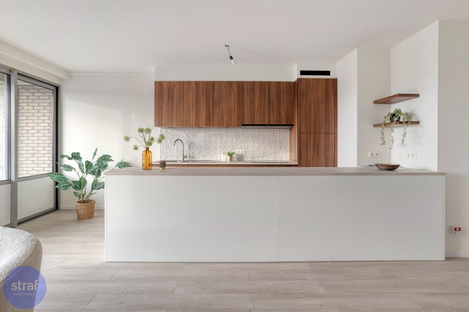 Prachtig licht appartement met ZW terras in centrum Beveren foto 6