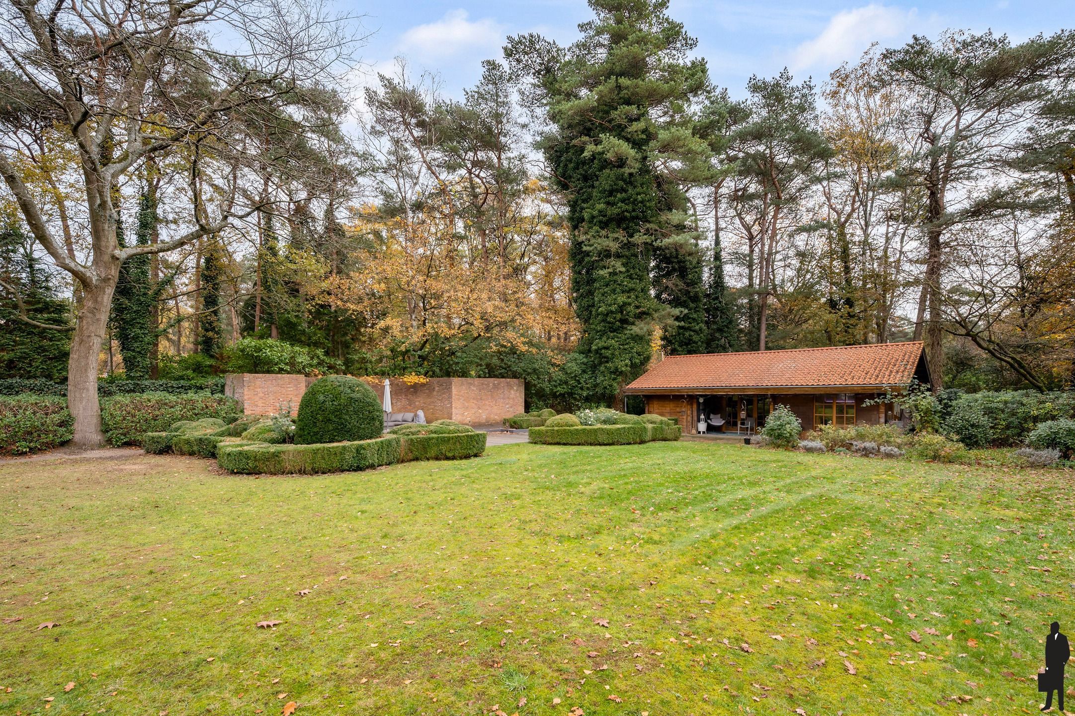 Topgelegen villa met zwembad en paddock!  foto 29