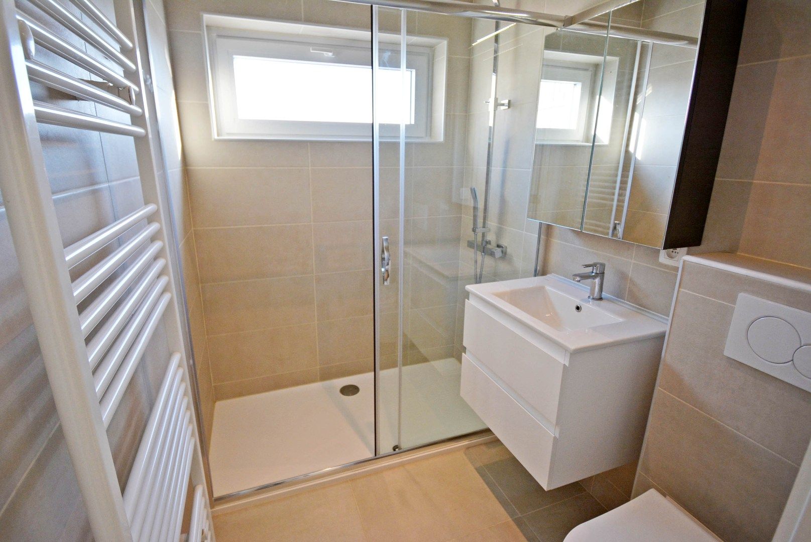 Moderne studio te huur in het centrum van Knokke-Heist. foto 6