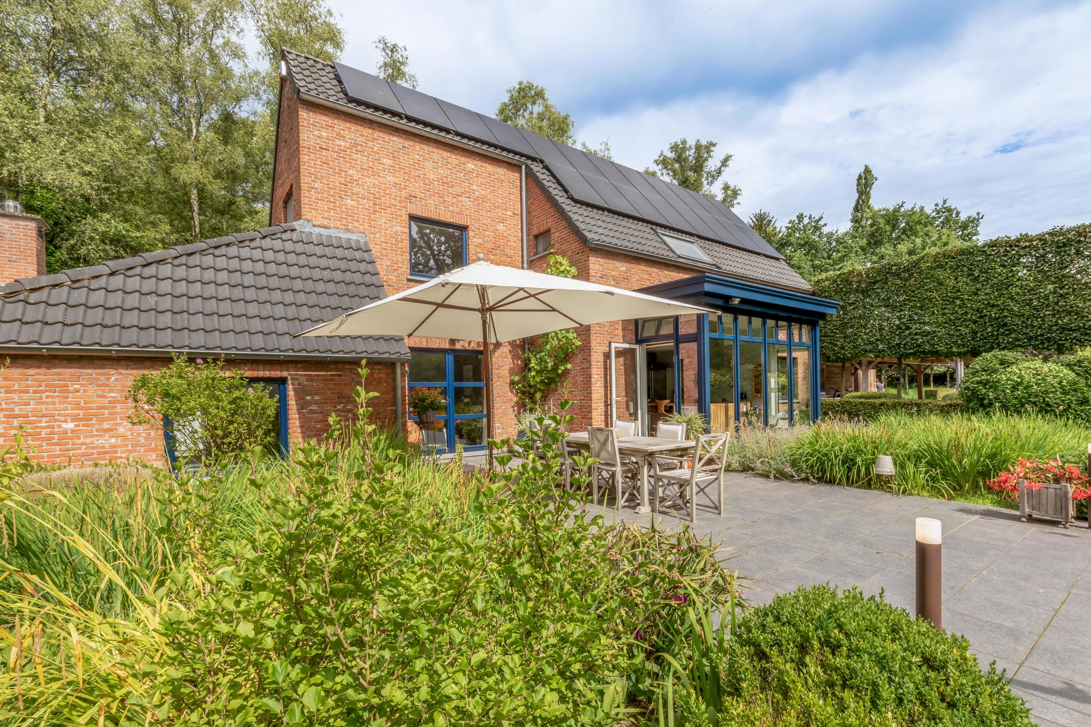 Prachtig perceel van 3348m2 met magnifieke tuin. foto 14