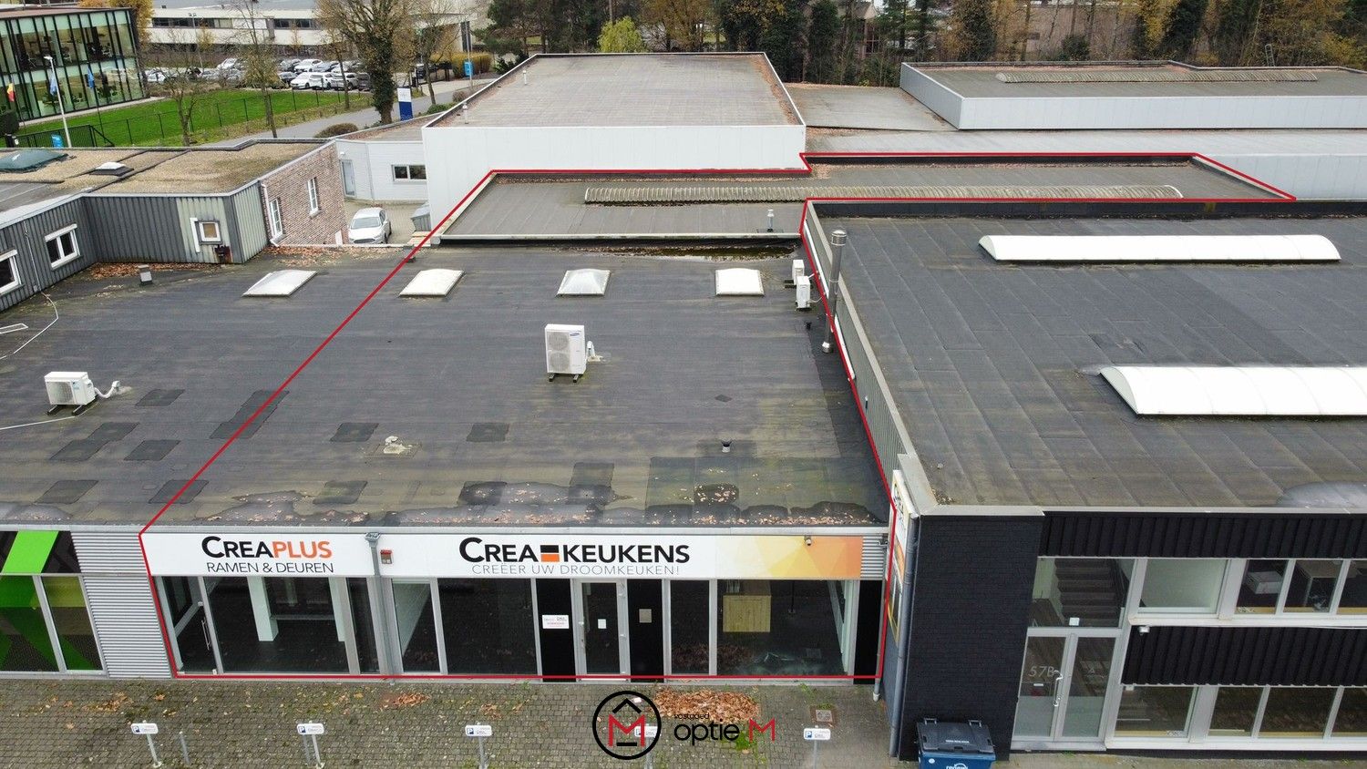 Polyvalente showroom met magazijn te Huur in Paal (Beringen) foto {{pictureIndex}}