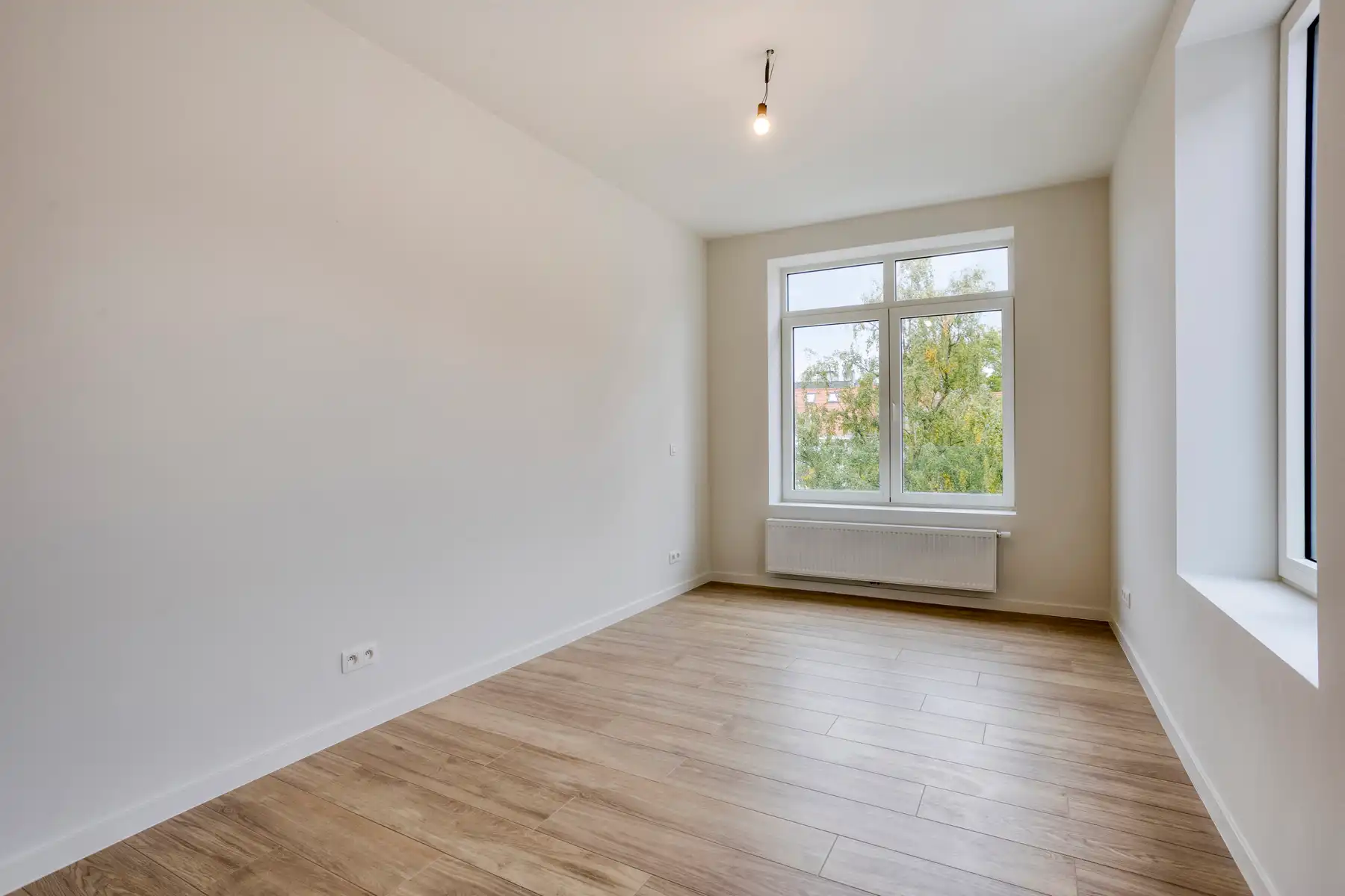 Stijlvol gerenoveerd duplex-appartement met terras foto 13