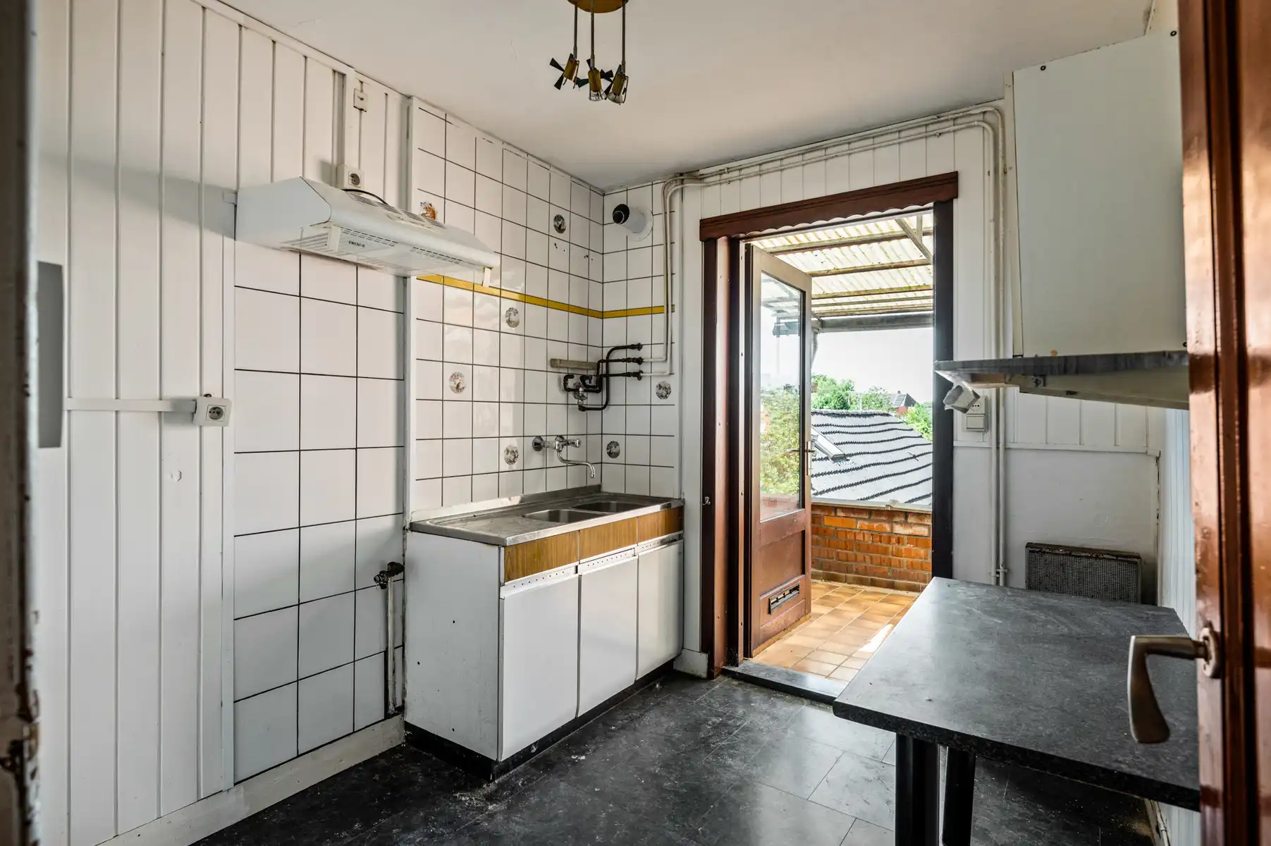 Ruim te renoveren duplex appartement met terras in centrum foto 5