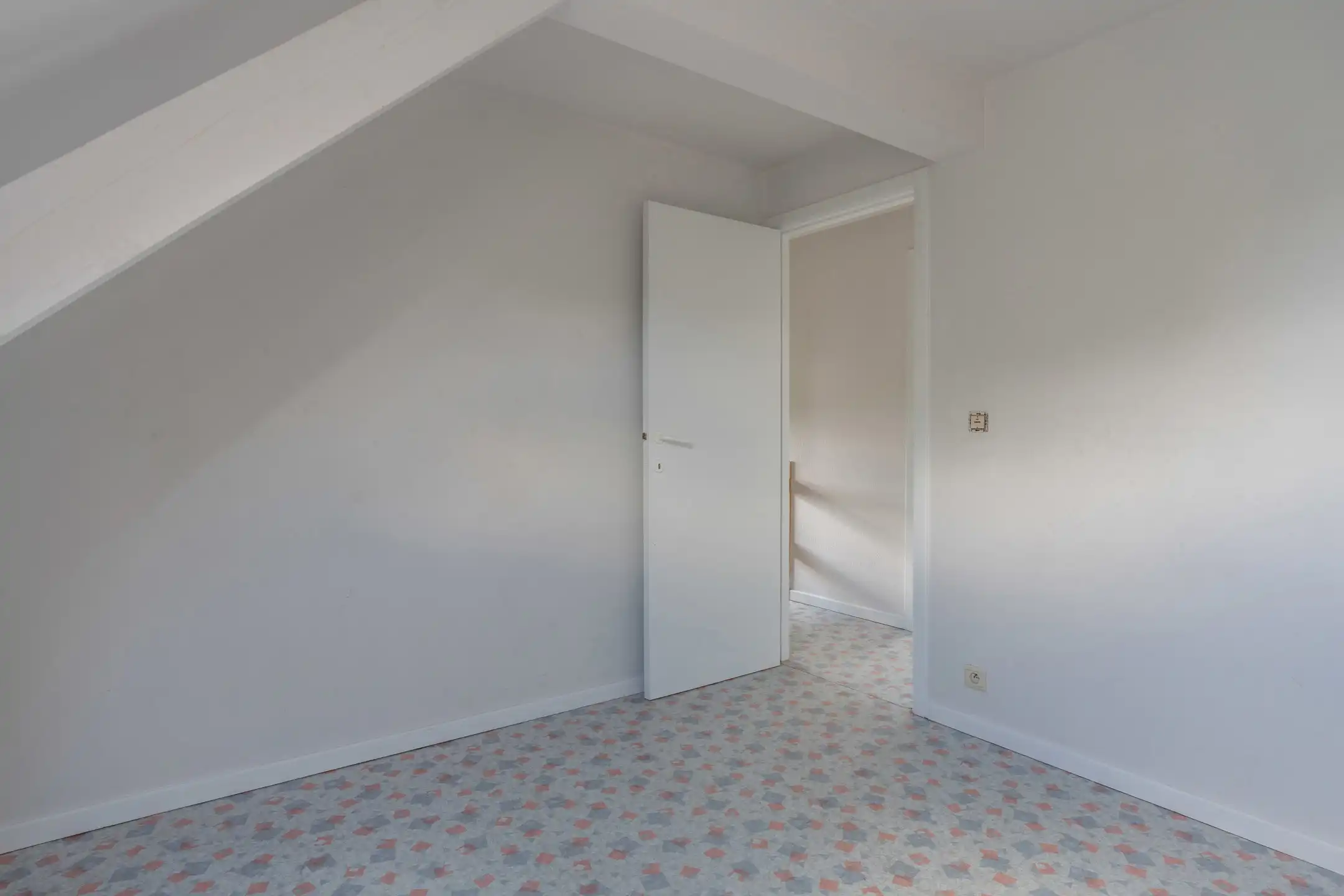 Woning met 6 slpks op 985m² perceel nabij centrum Merksplas. foto 38