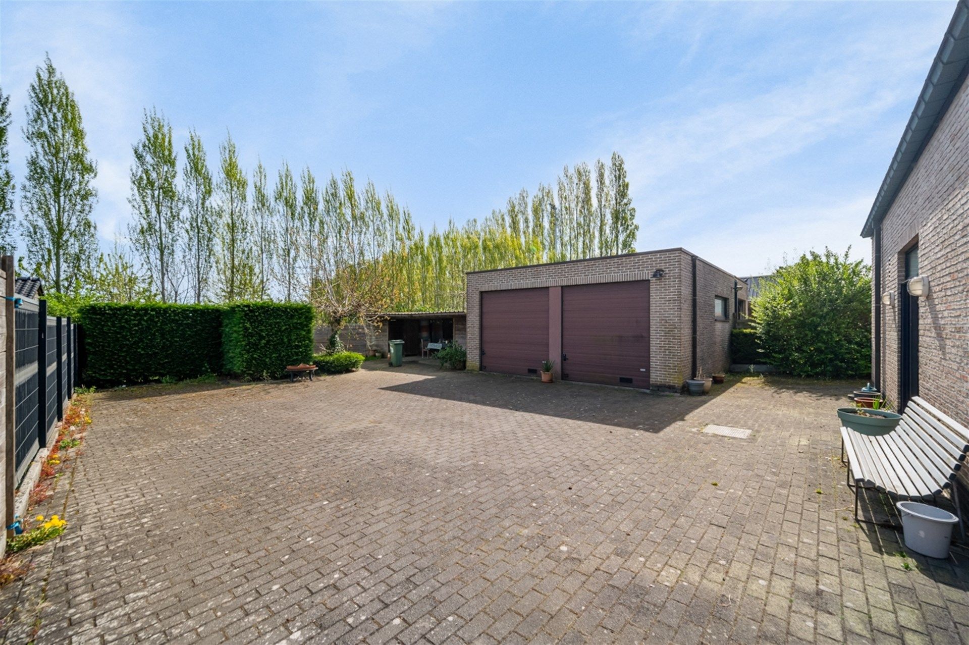 Ruime open bebouwing gelegen op verbindingsweg tussen Lede en Aalst foto 21