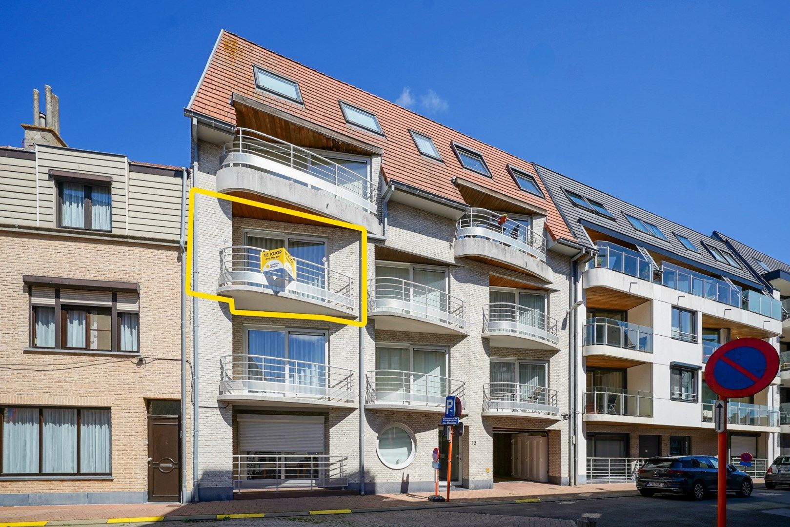 Instapklaar 2-slaapkamerappartement op toplocatie in Bredene foto {{pictureIndex}}