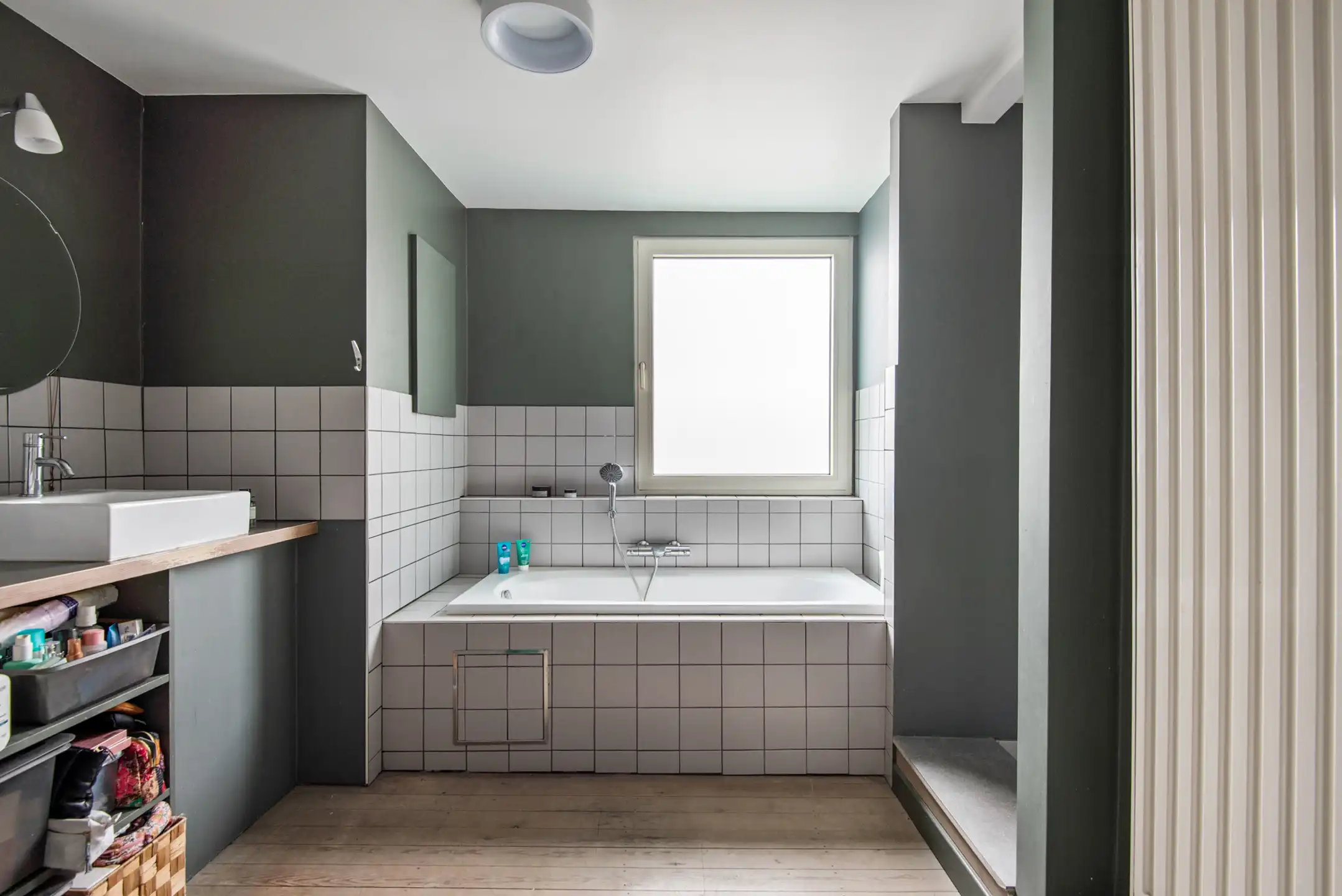 In het centrum gel. stadswoning met 5 slpk., terras, tuin en garage foto 33